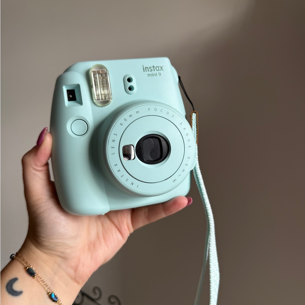 Fujifilm Instax Mini 9 With Film